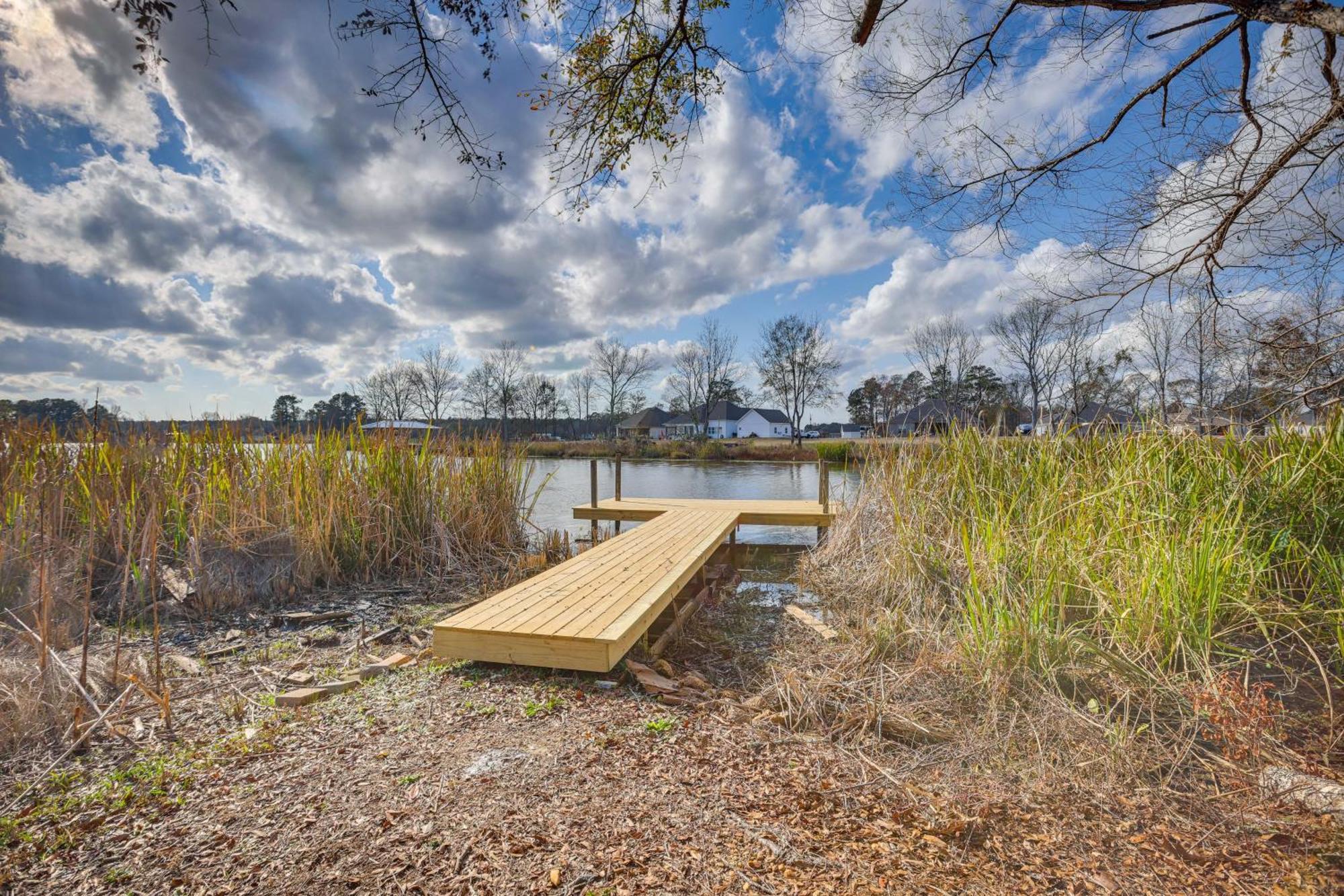 Lakefront Wetumpka Escape With Furnished Deck! Luaran gambar